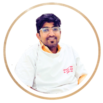 Gold Elegant Aesthetic Feminine Twitter Profile Picture (5)